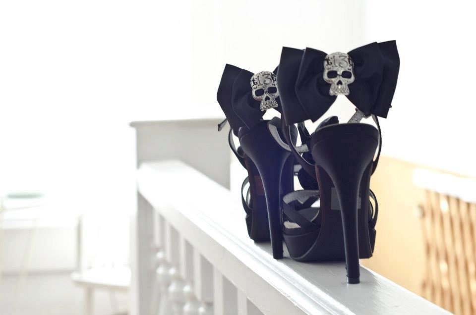 Olivia Paige - Skulls Wedding Accessories Bridal Rockabilly pin up sugar skulls shoe clips