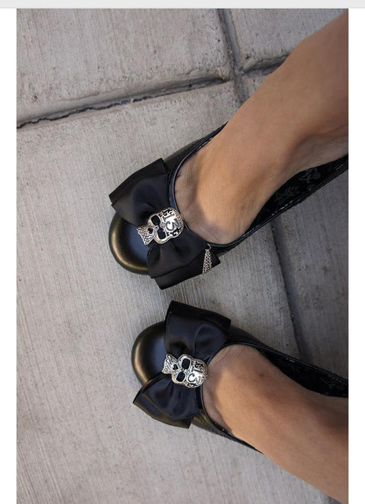 Olivia Paige - Skulls Wedding Accessories Bridal  Rockabilly pin up sugar skulls shoe clips