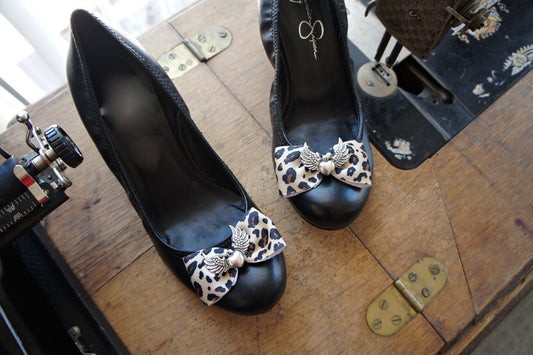 Olivia Paige - Glamour punk rock leopard Heart with wings Shoe CLips