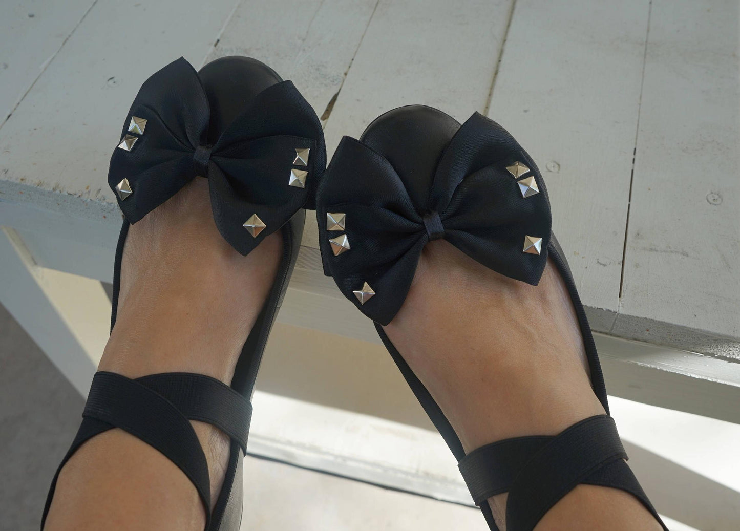 Olivia Paige - Pin up style pyramids satin bows Shoe clips for  flats