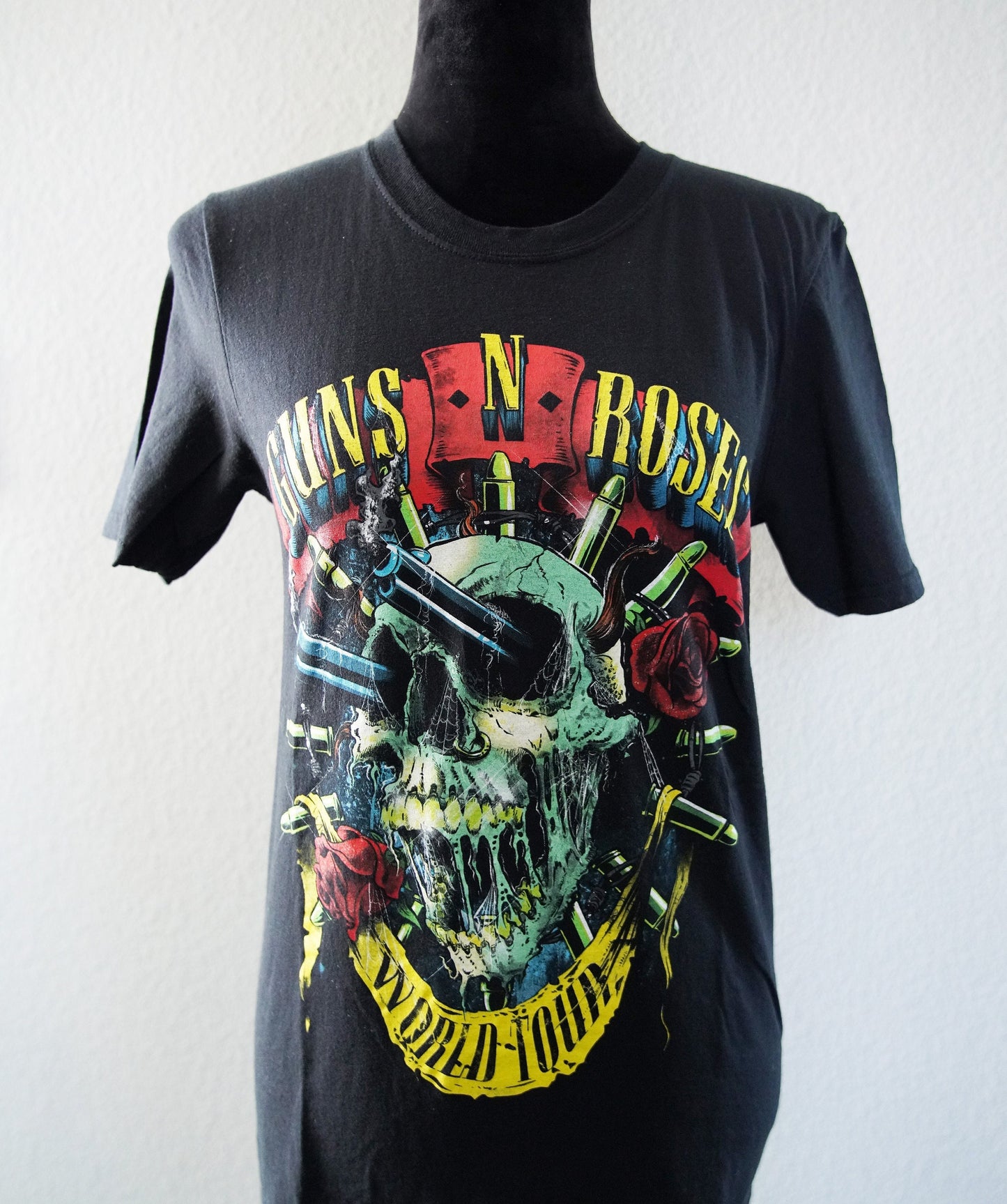 Olivia Paige -  Vintage Guns N' Roses  Tour concert shirt  tee  Las Vegas