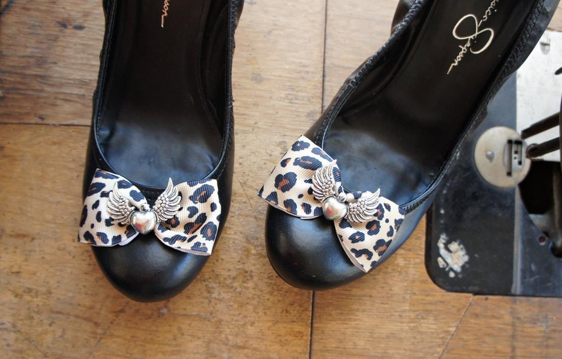 Olivia Paige - Glamour punk rock leopard Heart with wings Shoe CLips
