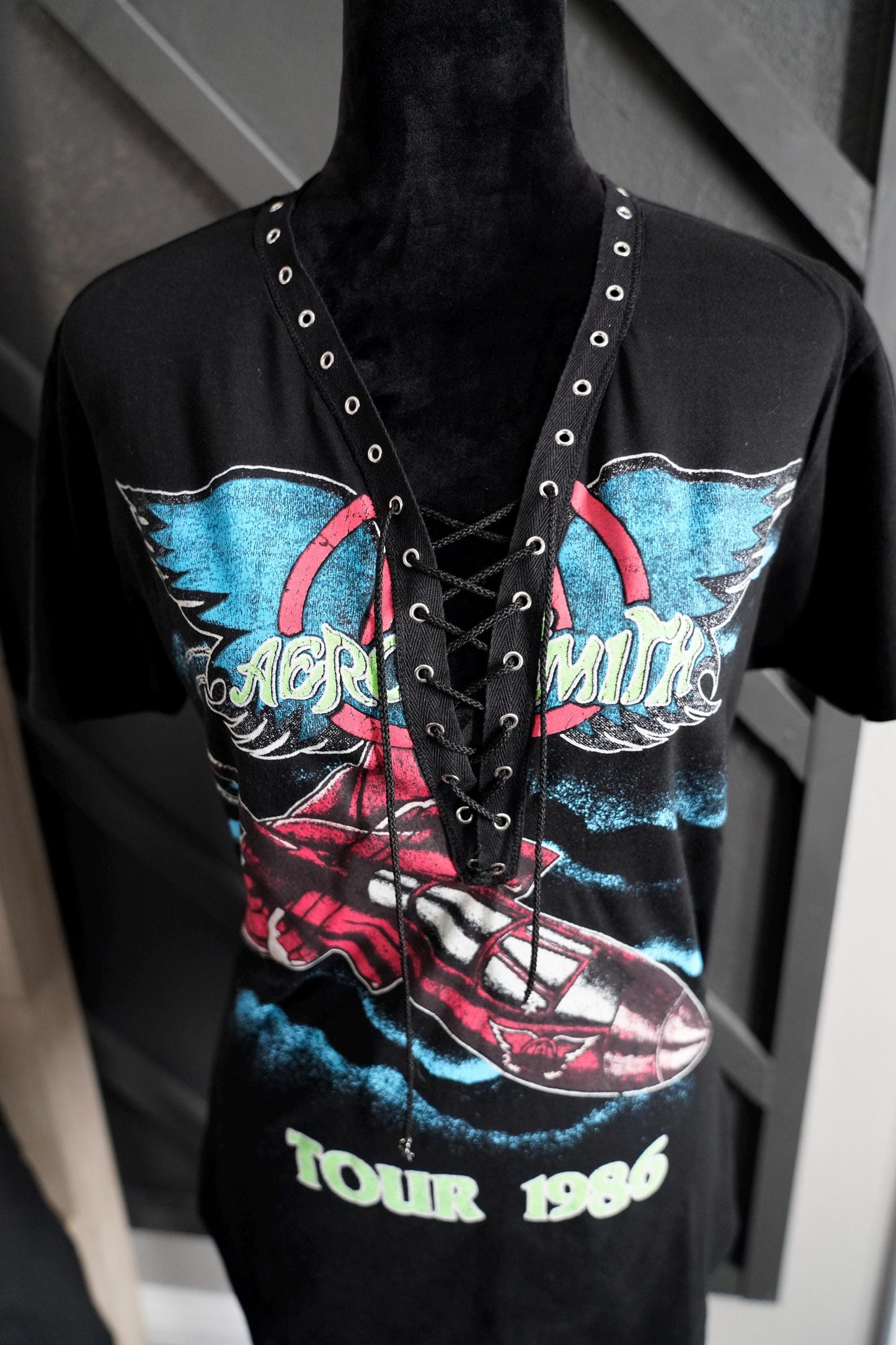 Aerosmith Lace-Up Band Tee: 1986 Concert Shirt