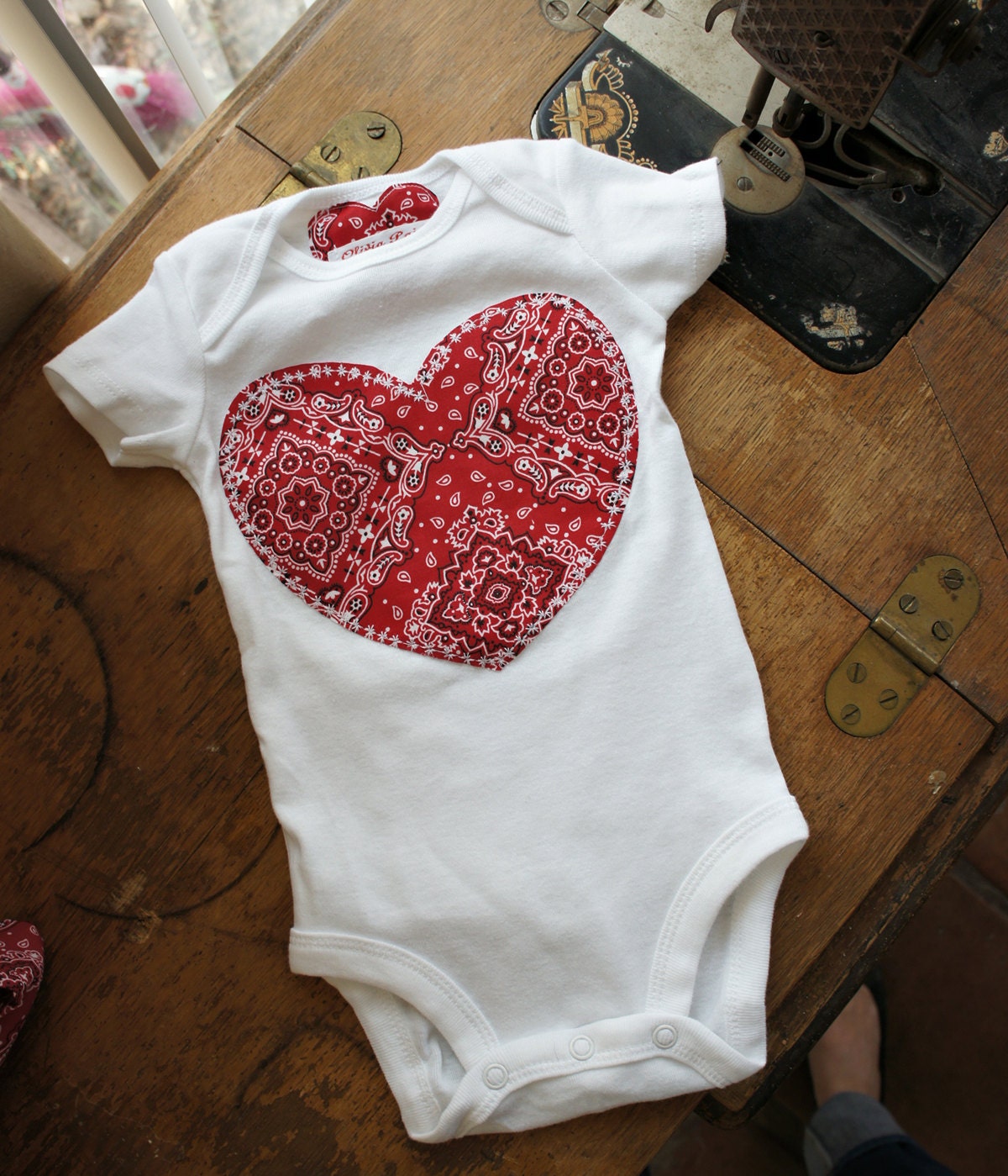 Baby Bandana Outfit: Pin Up Bodysuit, Skirt & Headband - 3 Piece Set