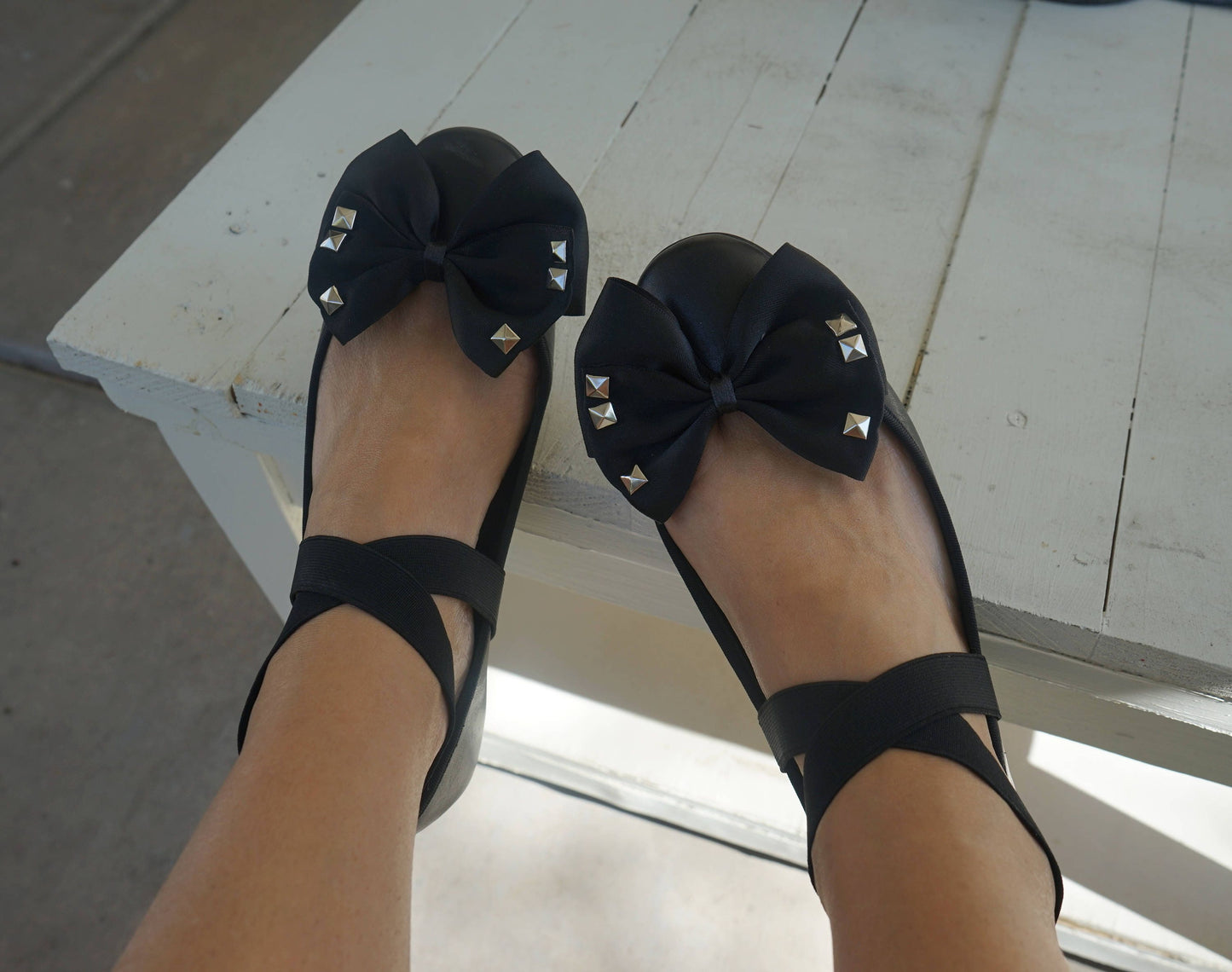 Olivia Paige - Pin up style pyramids satin bows Shoe clips for  flats