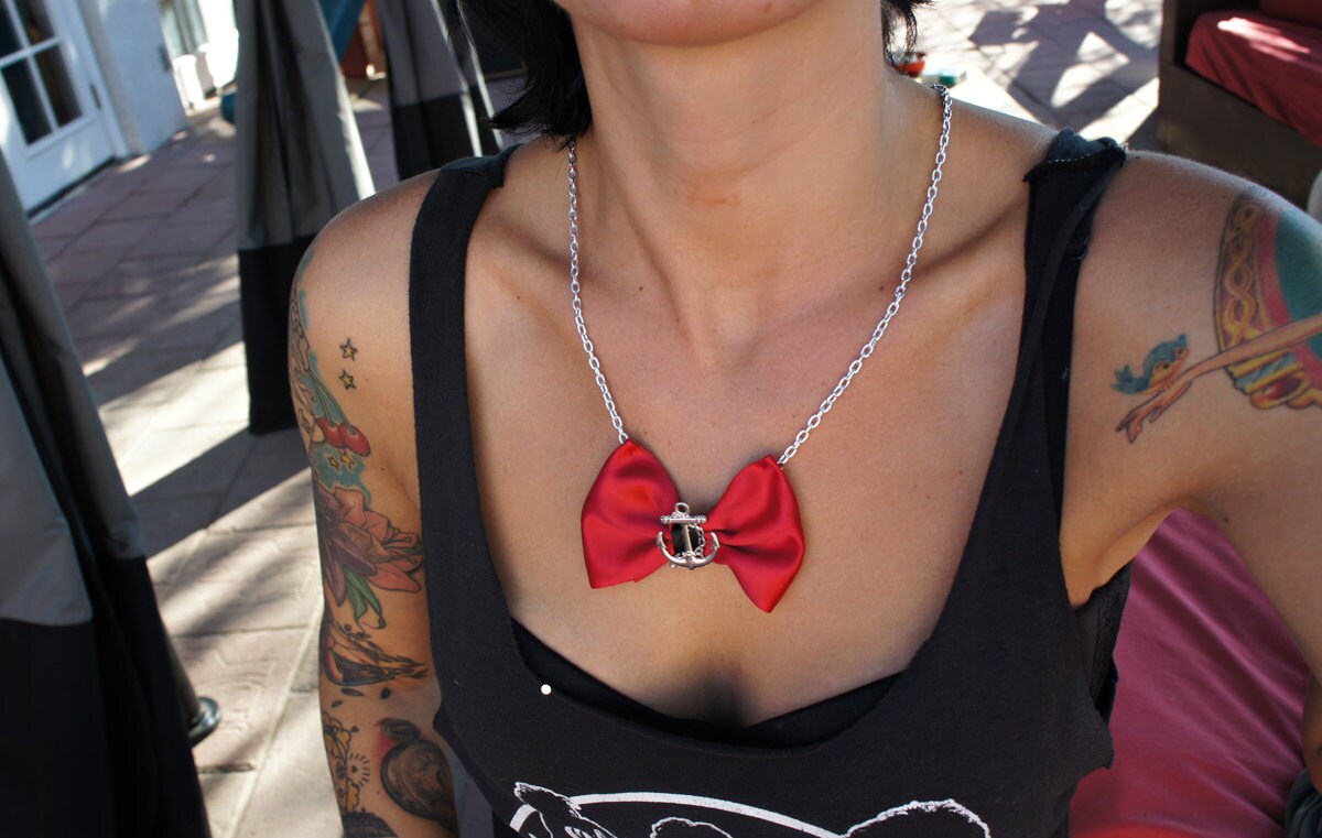 Olivia Paige- Rockabilly Pin up Sailor anchor necklace Bow