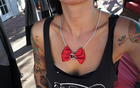 Olivia Paige- Rockabilly Pin up Sailor anchor necklace Bow