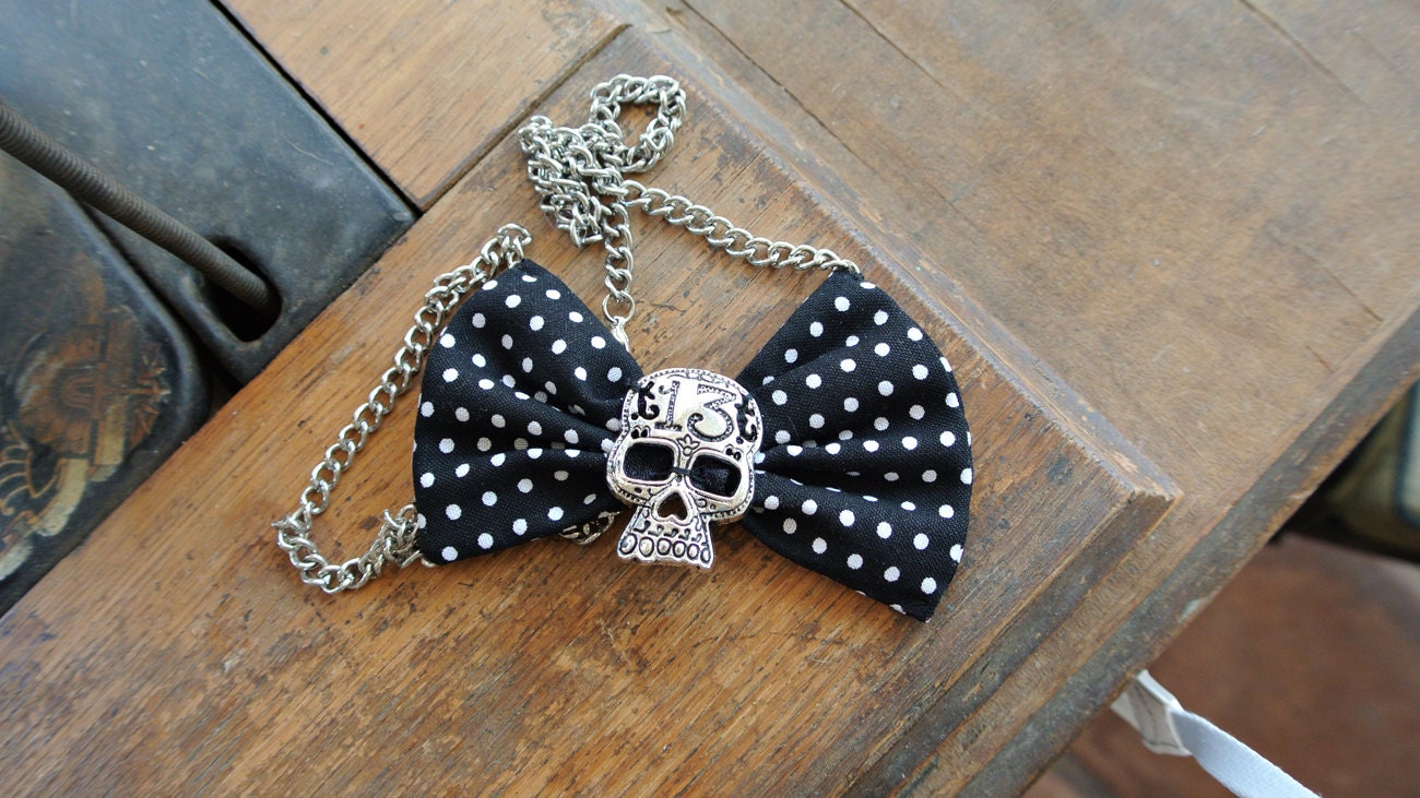 Olivia Paige- Black vintage Polka dot necklace Pin up rockabilly Sugar skull 13