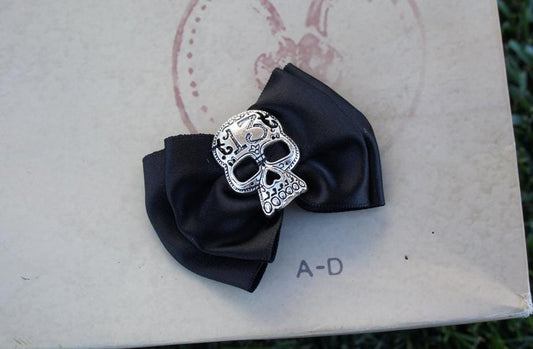 Olivia Paige - Black Satin glamour sugar skull skeleton bow goth gothic Hair clip