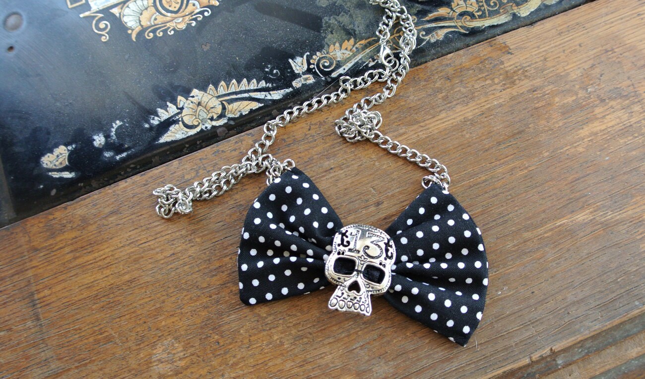 Olivia Paige- Black vintage Polka dot necklace Pin up rockabilly Sugar skull 13